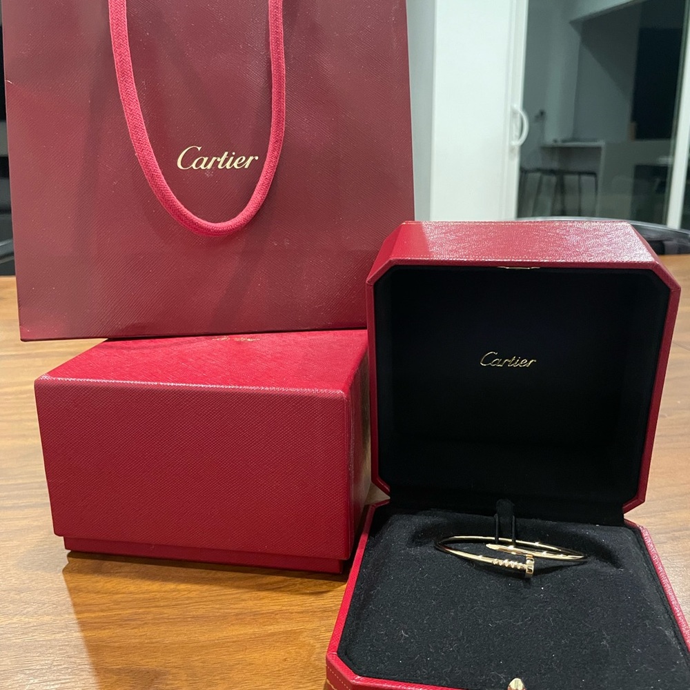 JUSTE UN CLOU BRACELET, SMALL MODEL. 18k Yellow gold, purchased July 2021.